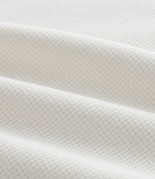 Bata Comfort Texturizado con Cuello V y Lazo 9