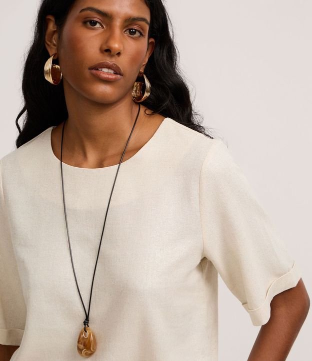 Blusa en Viscolino con Manga Dobrada 4