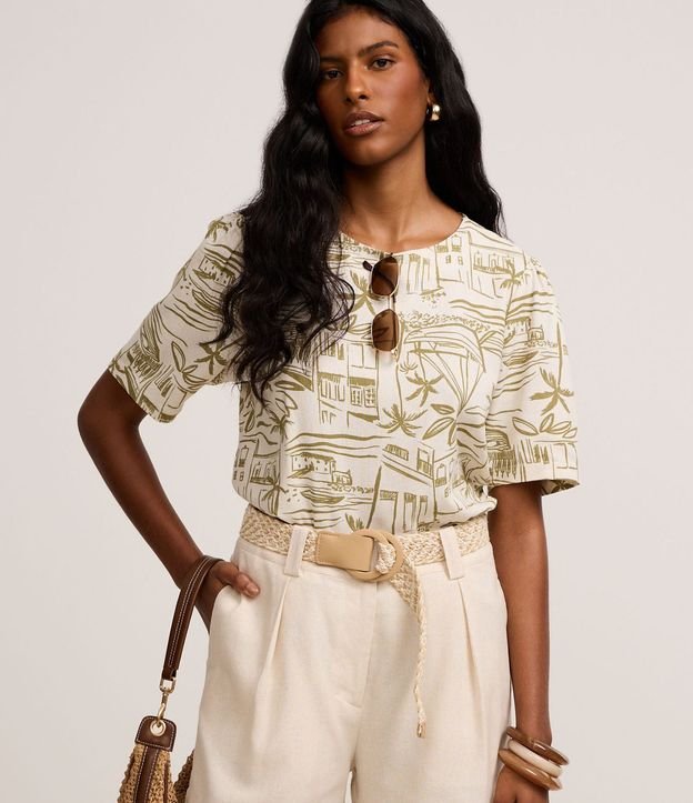 Blusa en Viscolino con Estampa Pueblo de Playa
