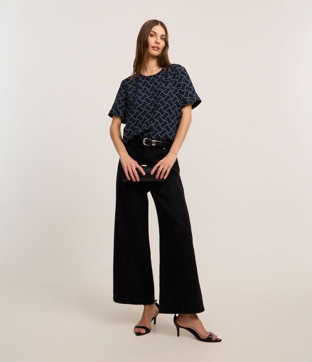 Blusa en Airflow con Estampa Lineas de Ondas 2