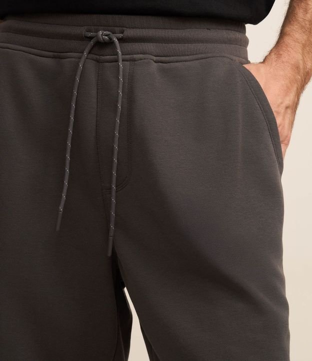 Bermuda Slim en Algodón con Felpa y Bolsillos 4