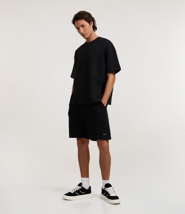 Bermuda Slim en Algodón con Felpa y Bolsillos