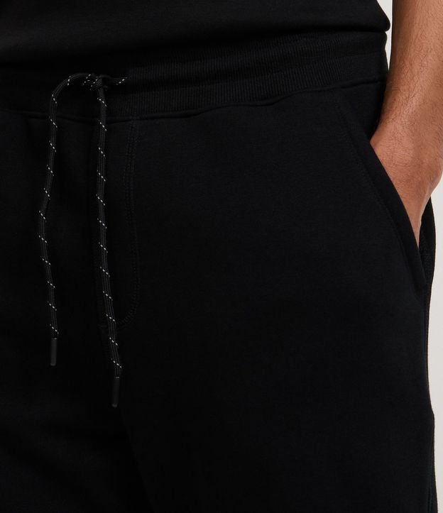 Bermuda Slim en Algodón con Felpa y Bolsillos 4