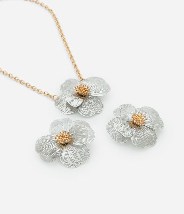 Conjunto de Collar y Caravana Formato de Flor 2