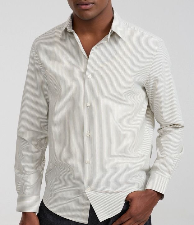 Camisa Regular en Sastrería Rayada 3