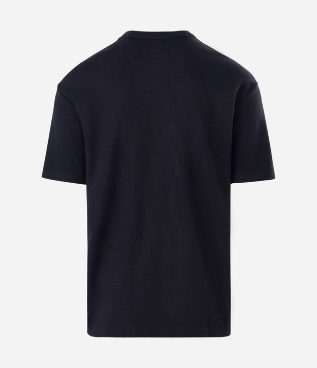 Remera Relaxed en Algodón con Textura de Mini Waffle 6