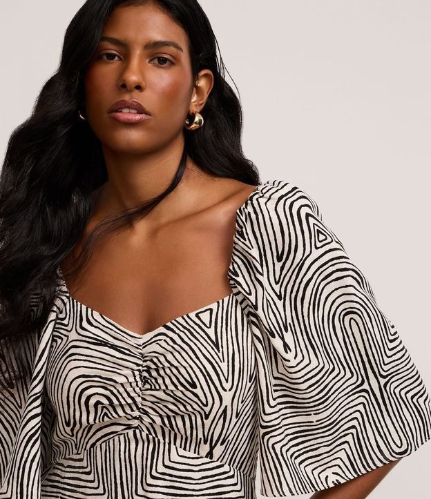 Vestido Midi en Viscolino con Manga Godê y Estampado Geométrico 3