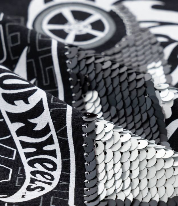 Remera Infantil con Estampa Hot Wheels Interactiva en Lentejuela - Talle 4 a 10 años 4