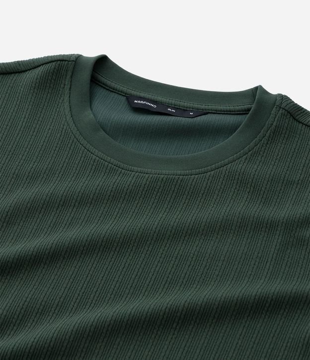 Remera Slim con Textura Vertical 9