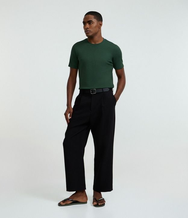 Remera Slim con Textura Vertical 2
