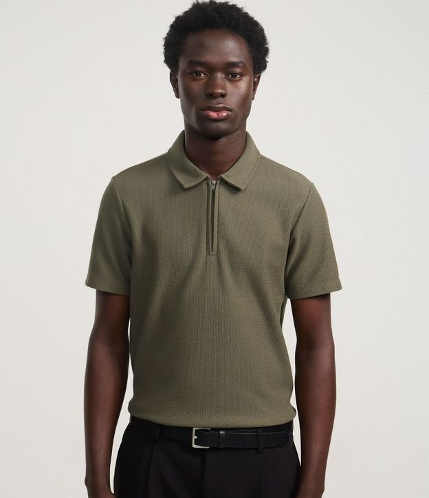 Camisa Polo Slim con Cremallera en el Cuello y Texturizada