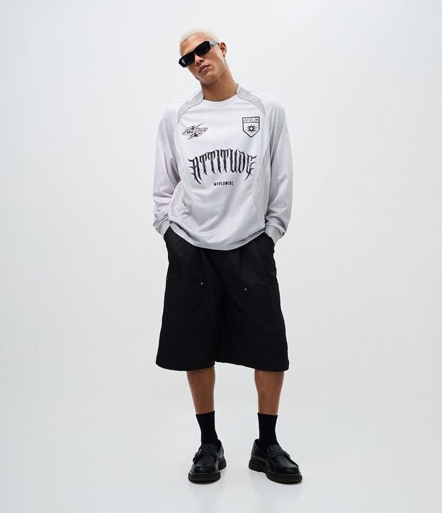 Remera Boxy Manga Larga con Estampa Lettering Attitude 2