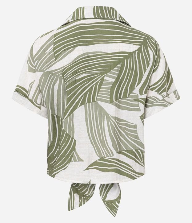 Camisa en Viscosa con Cuello Polo y Estampa Follaje 8