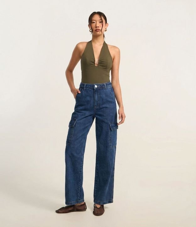 Pantalón Recto Comfort en Jeans con Bolsillos Cargo 1