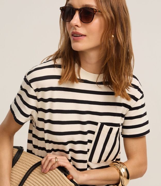 Vestido T-Shirt Corto en Cotton con Bolsillo y Rayas 6
