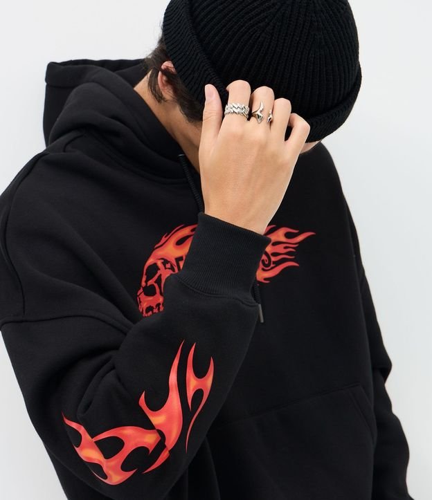 Saco Oversized en Algodón con capucha y Estampa Lettering Chamas 4