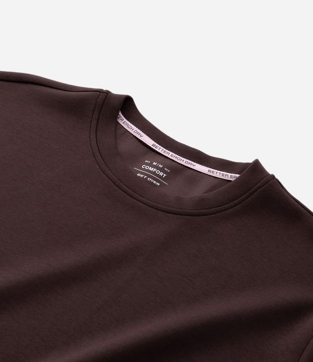 Remera Deportiva en Tecnologia Dry con Lettering 9
