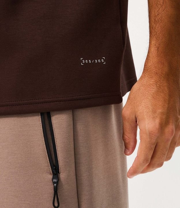 Remera Deportiva en Tecnologia Dry con Lettering 3