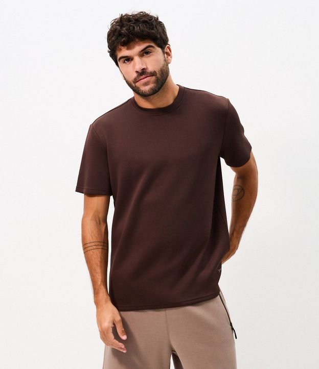 Remera Deportiva en Tecnologia Dry con Lettering 5