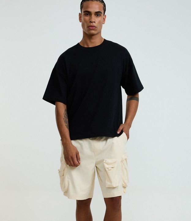 Bermuda Baggy Cropped con Bolsillos 3