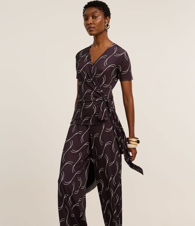 Mono en Microfibra con Estampado Geométrico y Lazo 5