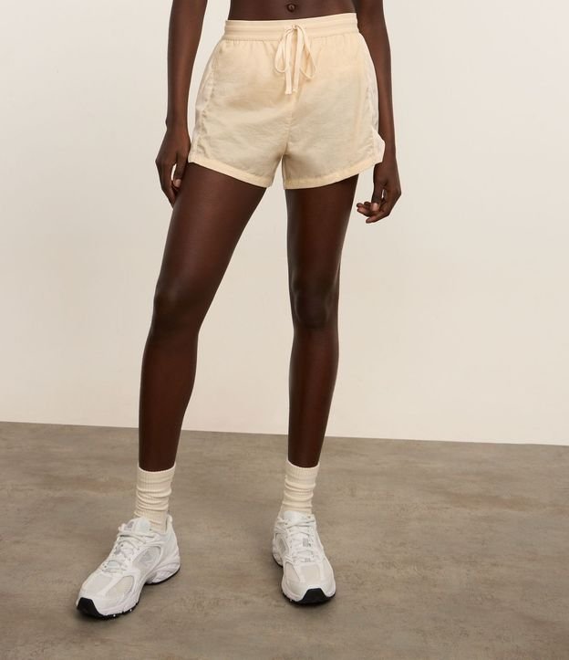 Short Runner Deportivo con Hilo Reflectante 2