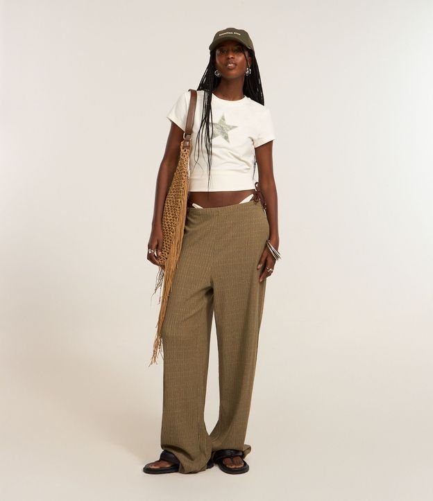 Pantalón Wide Texturizada con Cintura Elástica