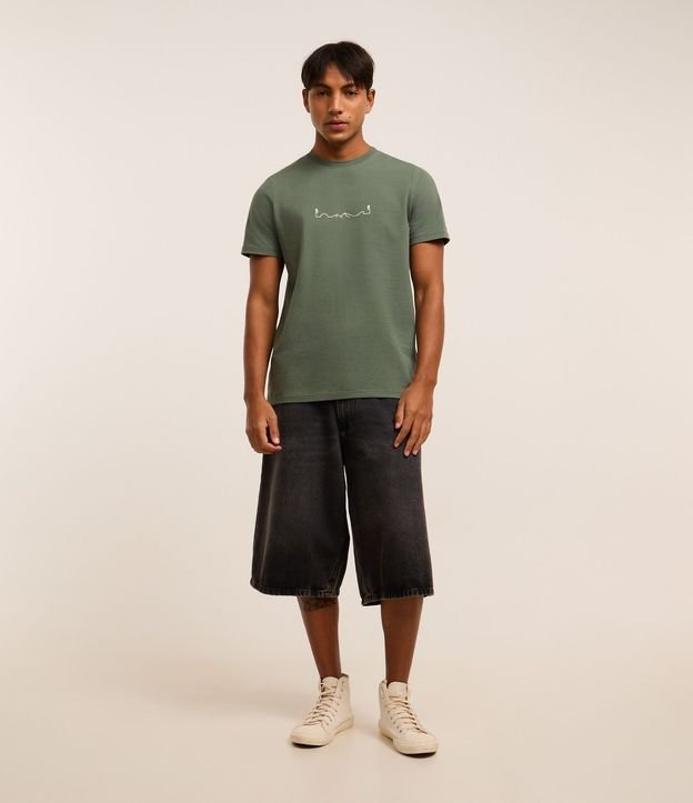 Remera Regular en Algodón con Estampa Localizada 2