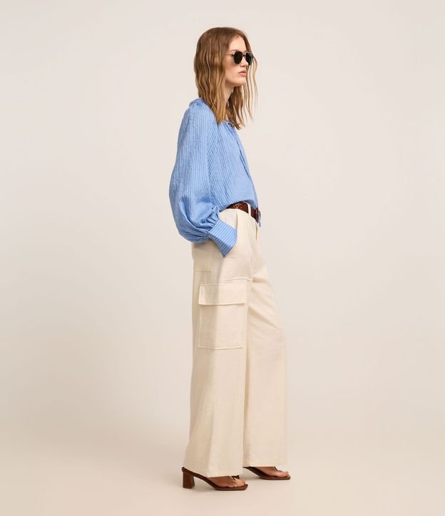 Pantalón Wide Leg en Sarga Sastrería con Bolsillo Cargo 5