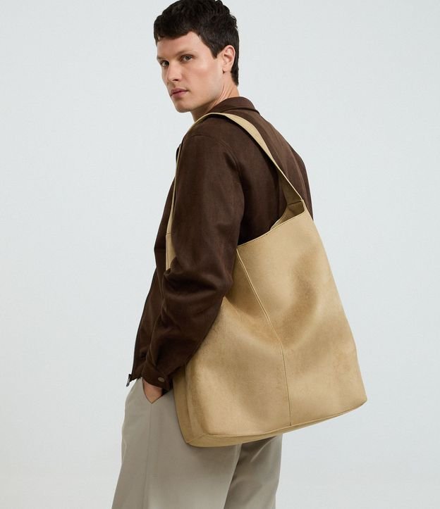 Bolsa Tote en Gamuza con Bolsillo Interno 3