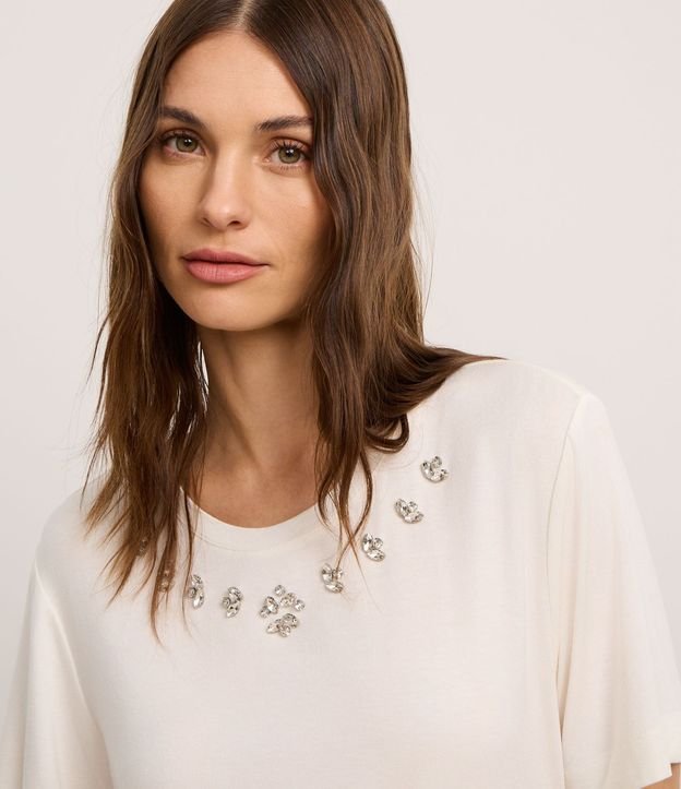Remera T-shirt en Viscosa con Aplicación de Strass 3