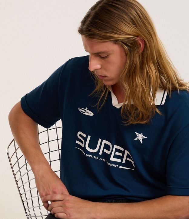 Remera Boxy Sportcore con Cuello Polo 3