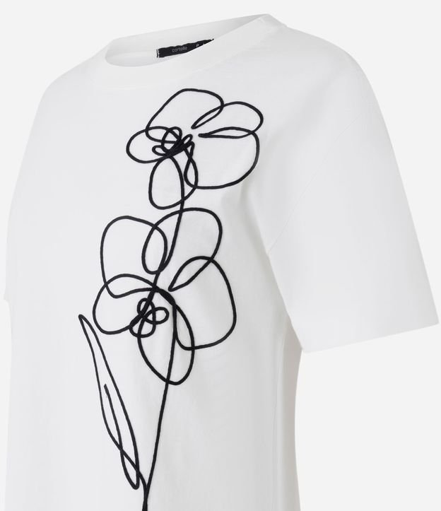 Blusa en Algodón con Bordado Floral Rabiscado 2