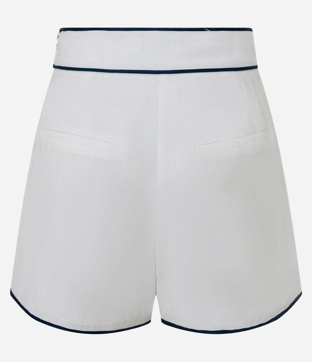 Short Sastre en Crepé con Botones Metalizados y Bies Contrastante 7
