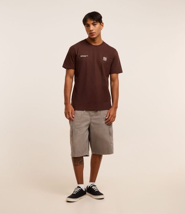 Remera Comfort en Algodón con Estampa de Montaña y Lettering 3