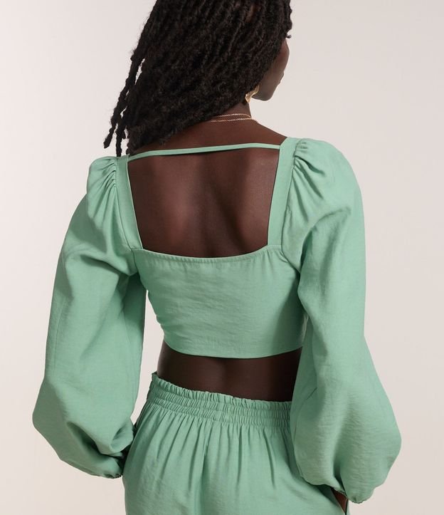 Blusa Cropped Sastrería con Mangas Abullonadas y Botones Matizados