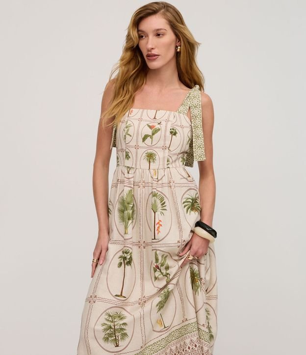 Vestido Evasê Midi en Visolinho con Estampa FLores y follajes