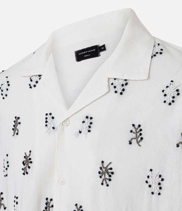 Camisa Boxy en Viscosa Texturizado con Bordado Geométrico 7