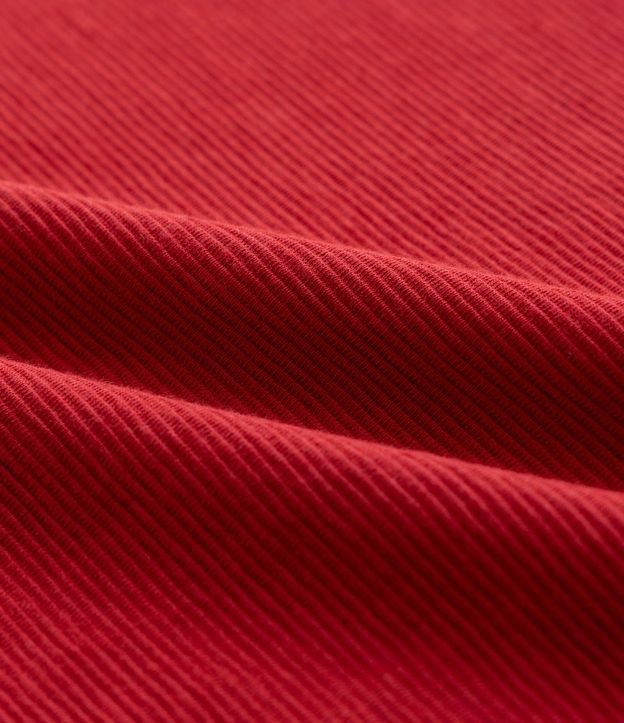 Polo Slim en Media Malla con Botones y Textura Acanalada 10