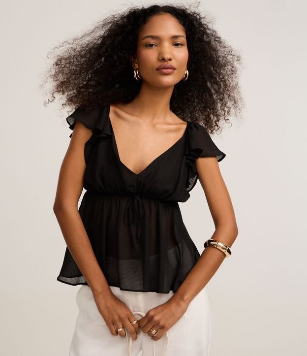 Blusa en Chiffon con Escote V y Volado en el Hombro