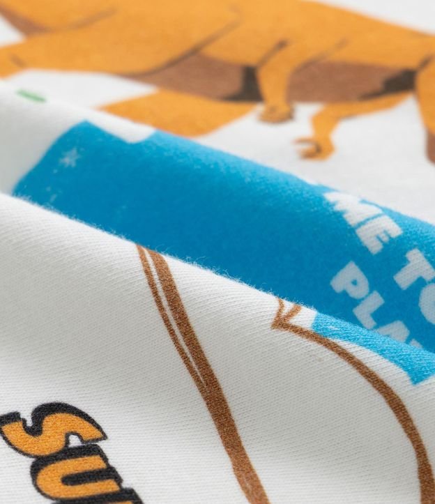 Remera Infantil con Estampa de Dinosaurios  - Talle 1 a 6 años 4