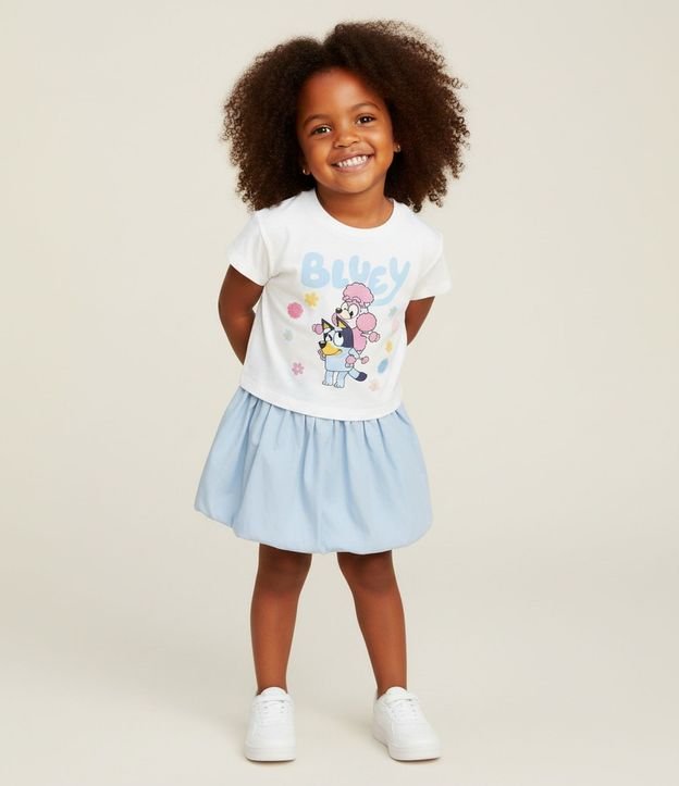 Remera Infantil Relaxed con Flores Aplicadas Bluey y Coco - Talle 1 a 6 años