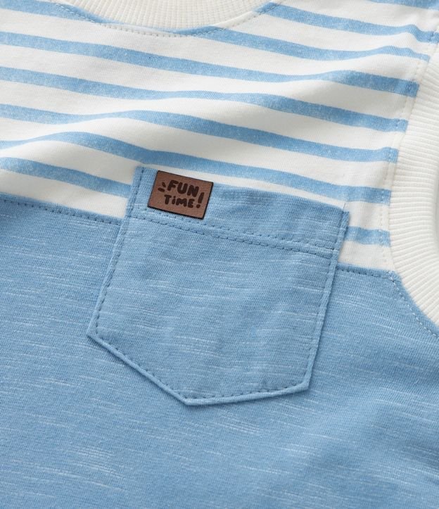 Musculosa Infantil con Pequeño Bolsillo y Estampa Rayas - Talle 1 a 6 años 6