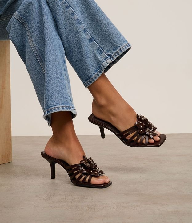 Sandalia Mule con Flor y Strass 3