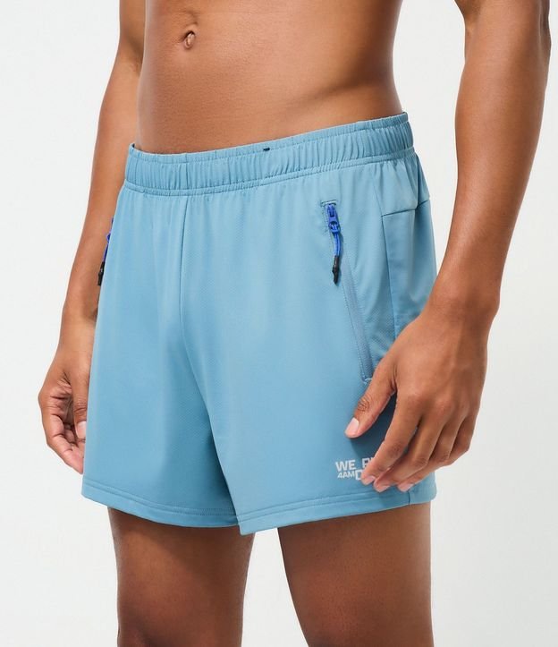 Bermuda Deportiva con Tecnologia Dry y Estampa Localizada 2