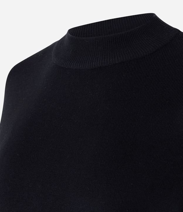 Blusa en Punto con Sisa Deslocada y Manga Amplia 6