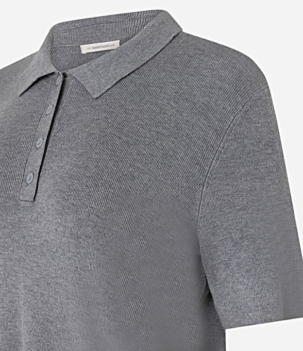 Blusa en Viscosa con Manga Corta y Cuello Polo 5