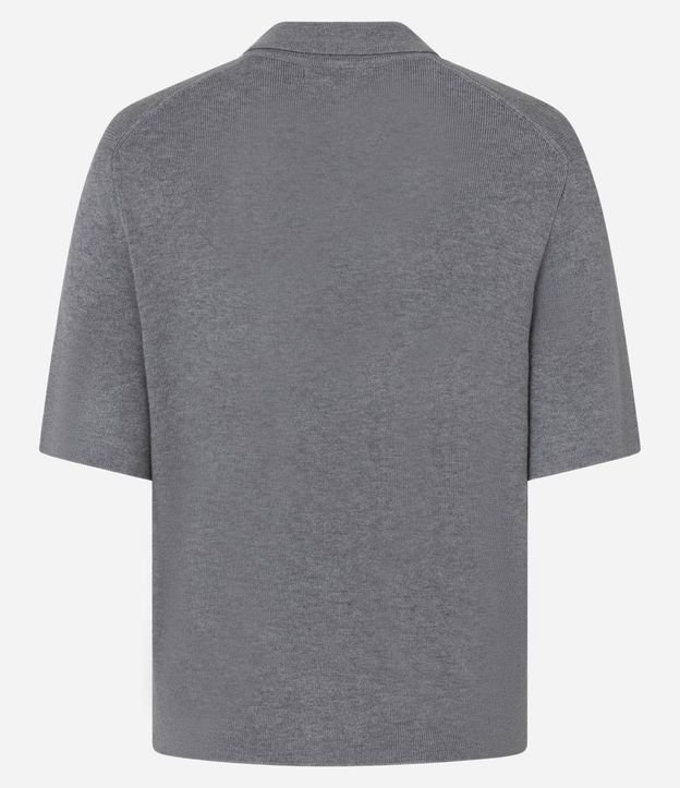 Blusa en Viscosa con Manga Corta y Cuello Polo 6