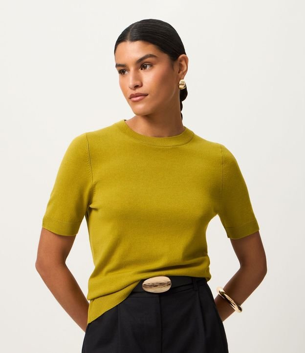 Blusa en Viscosa con Manga Corta