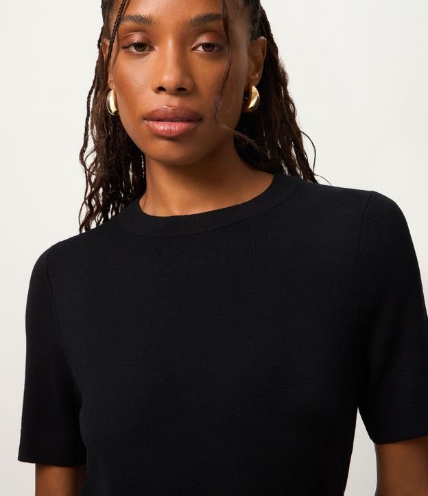 Blusa en Viscosa con Manga Corta 3